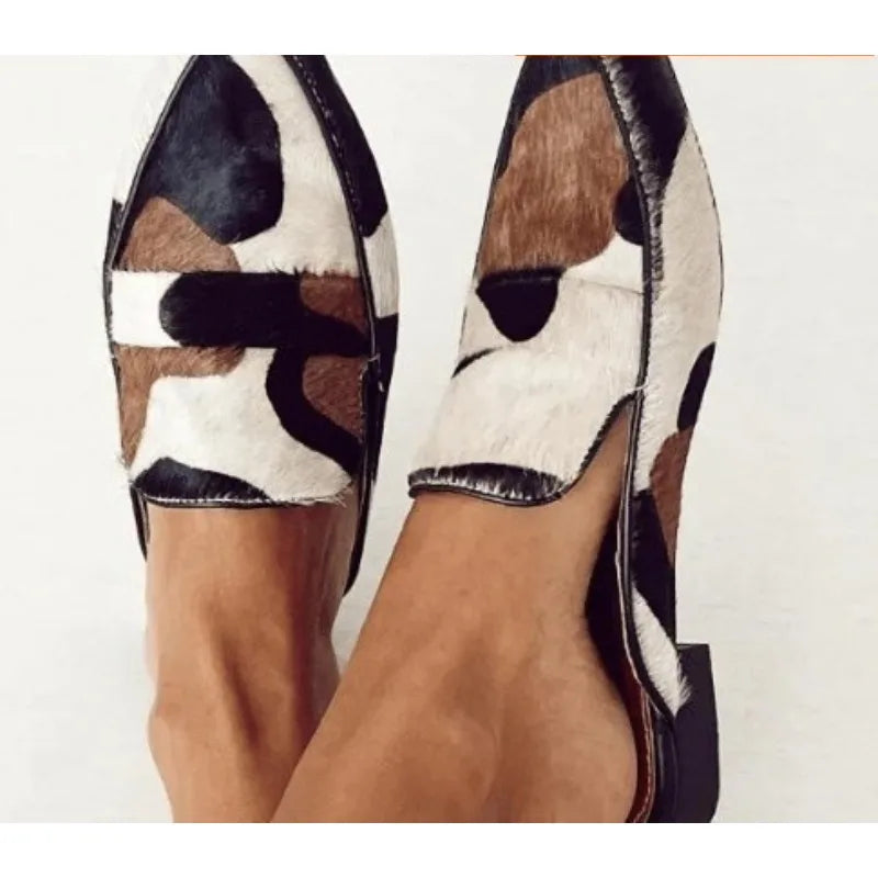 British Style 2026 Spring and Autumn New Product Fashionable Pointed-toe 34-43 Shallow-toe Cow-patterned Casual Women's Shoes