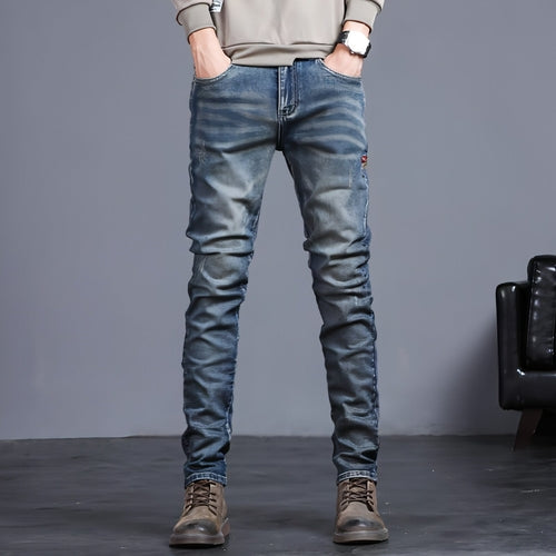 Jeans für Herren mit Retro-Stickerei