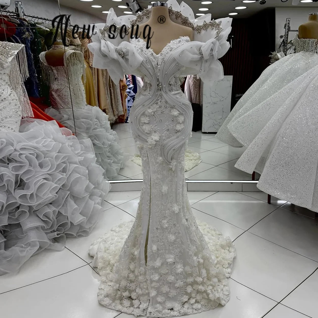 Gorgeous White Wedding Dresses Luxury Flowers African Mermaid Bridal Gown Off The Shoulder Lace Beading Vestido Novia Customized