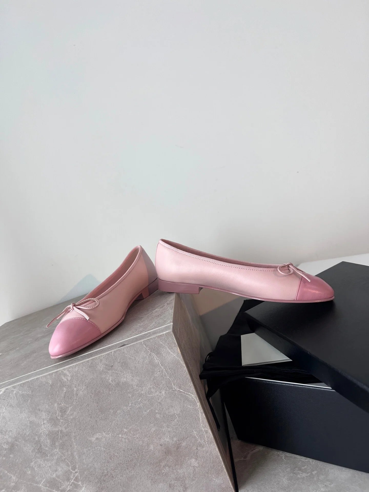 Luxury Brand Women's Hiking Shoes Low-heel Shoes Casual Bow-Detail Outdoor Materials Sheepskin Minimalist Versatile Dance Shoes