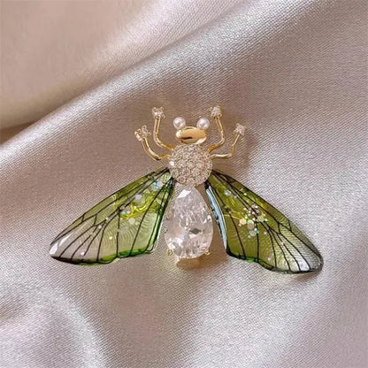 Lovely Butterfly Bee Brooch For Women Shiny Rhinestone Pearl Animal Insect Lapel Pins Wedding Party Coat Dress Jewelry Gifts