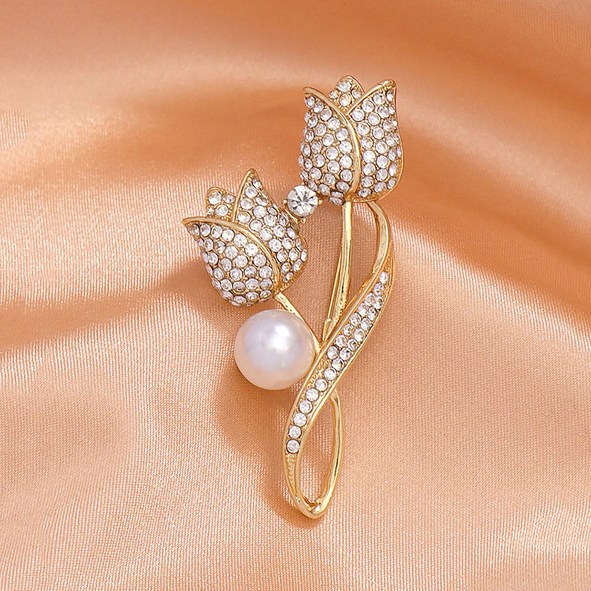 Lovely Butterfly Bee Brooch For Women Shiny Rhinestone Pearl Animal Insect Lapel Pins Wedding Party Coat Dress Jewelry Gifts