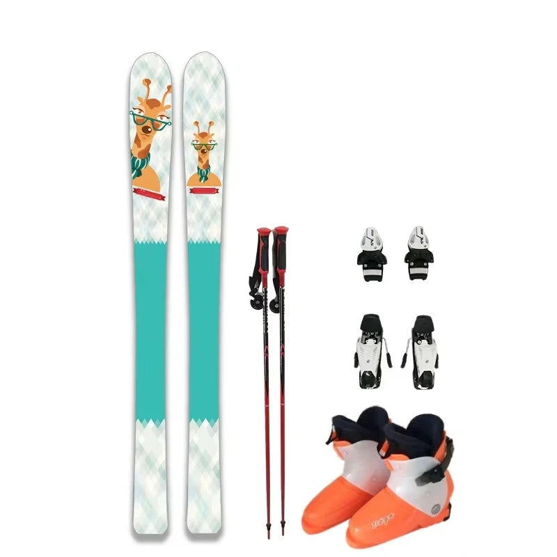 Individuelle professionelle Alpinski aus Holzmaterial im Freestyle-Sportdesign, für Tourismus und Freizeit