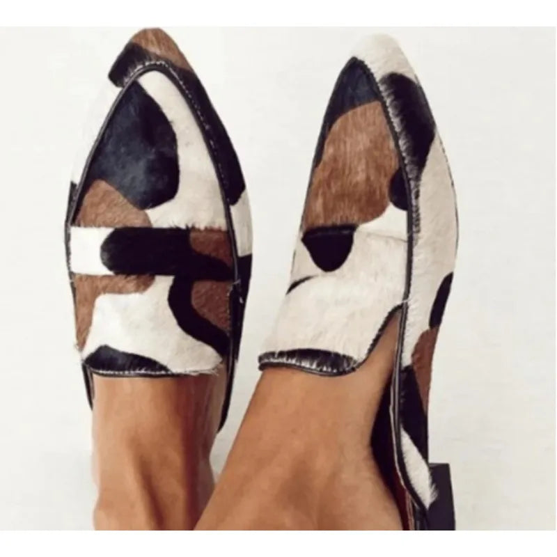 British Style 2026 Spring and Autumn New Product Fashionable Pointed-toe 34-43 Shallow-toe Cow-patterned Casual Women's Shoes