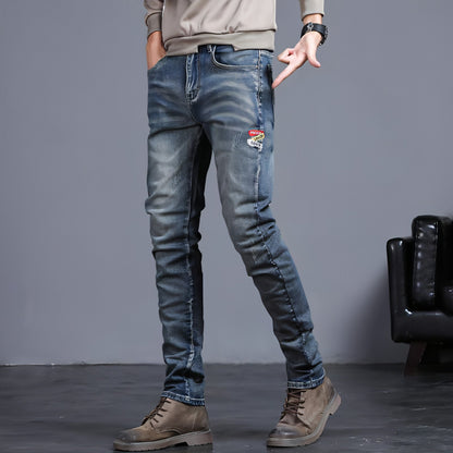 Jeans für Herren mit Retro-Stickerei