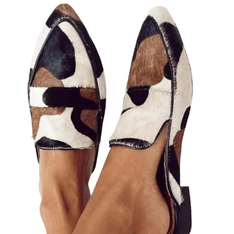 British Style 2026 Spring and Autumn New Product Fashionable Pointed-toe 34-43 Shallow-toe Cow-patterned Casual Women's Shoes