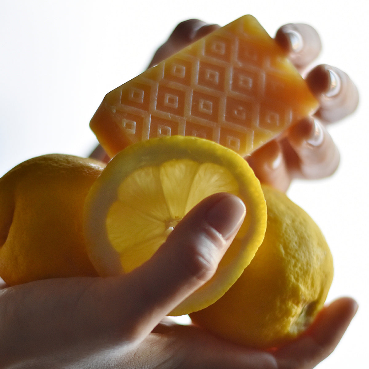 Kear Lemon Yucca Seife: Natürliche Entgiftung &amp; Beruhigende Reinigung, 100g