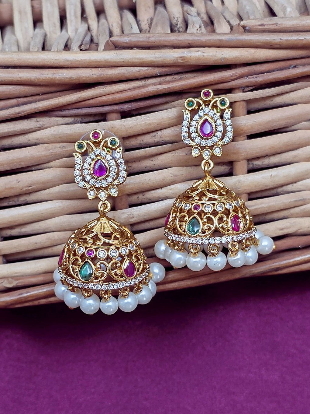 Gold Plated Kemp &amp; Pearl Jhumka Earrings