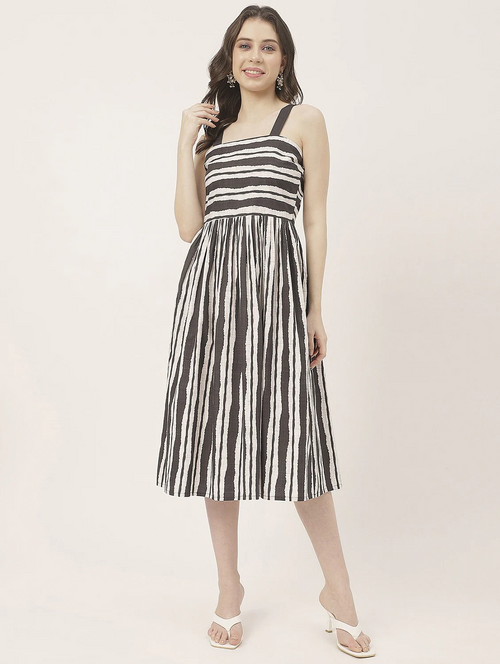 Damen Fit &amp; Flare Kleid mit schwarzen Streifen (Größe M) (Farbe: SCHWARZ)