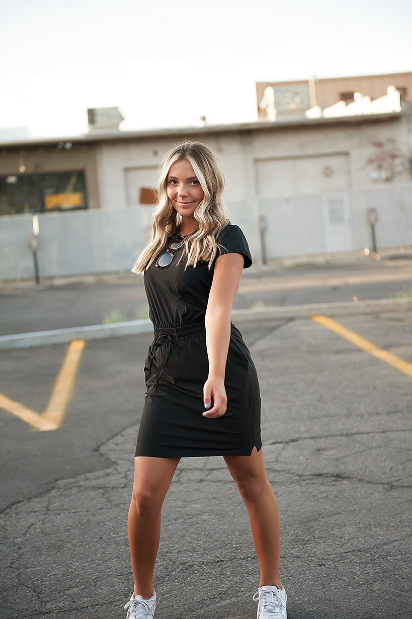 DT Damen DOWNTOWN Leichtes Kleid in Schwarz