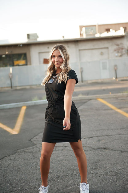 DT Damen DOWNTOWN Leichtes Kleid in Schwarz