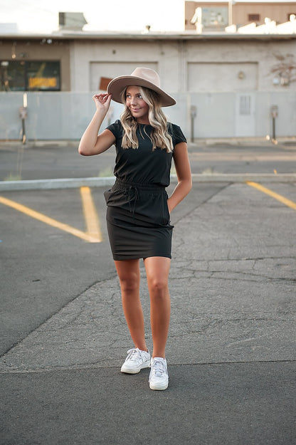 DT Damen DOWNTOWN Leichtes Kleid in Schwarz